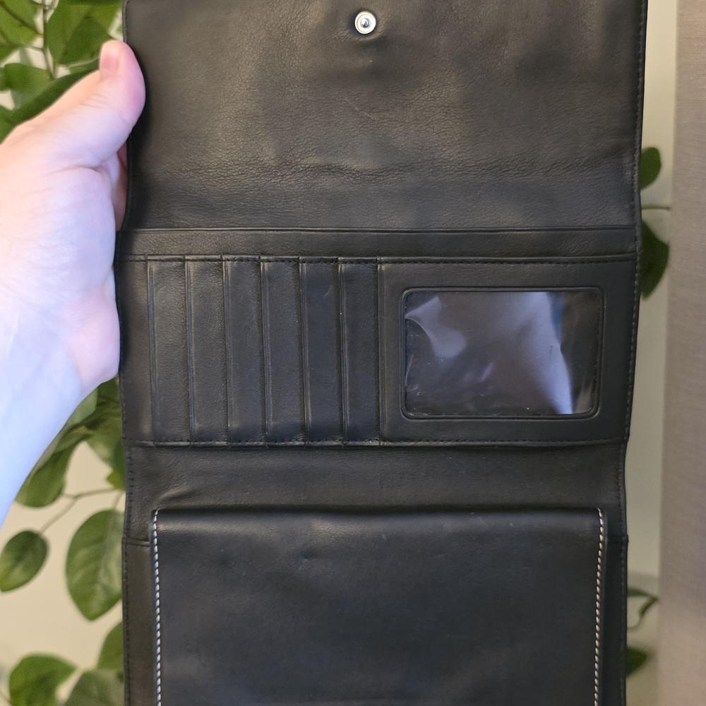 Coach Soho Black Leather Wallet with Silver Hardware - Picture 6 of 8